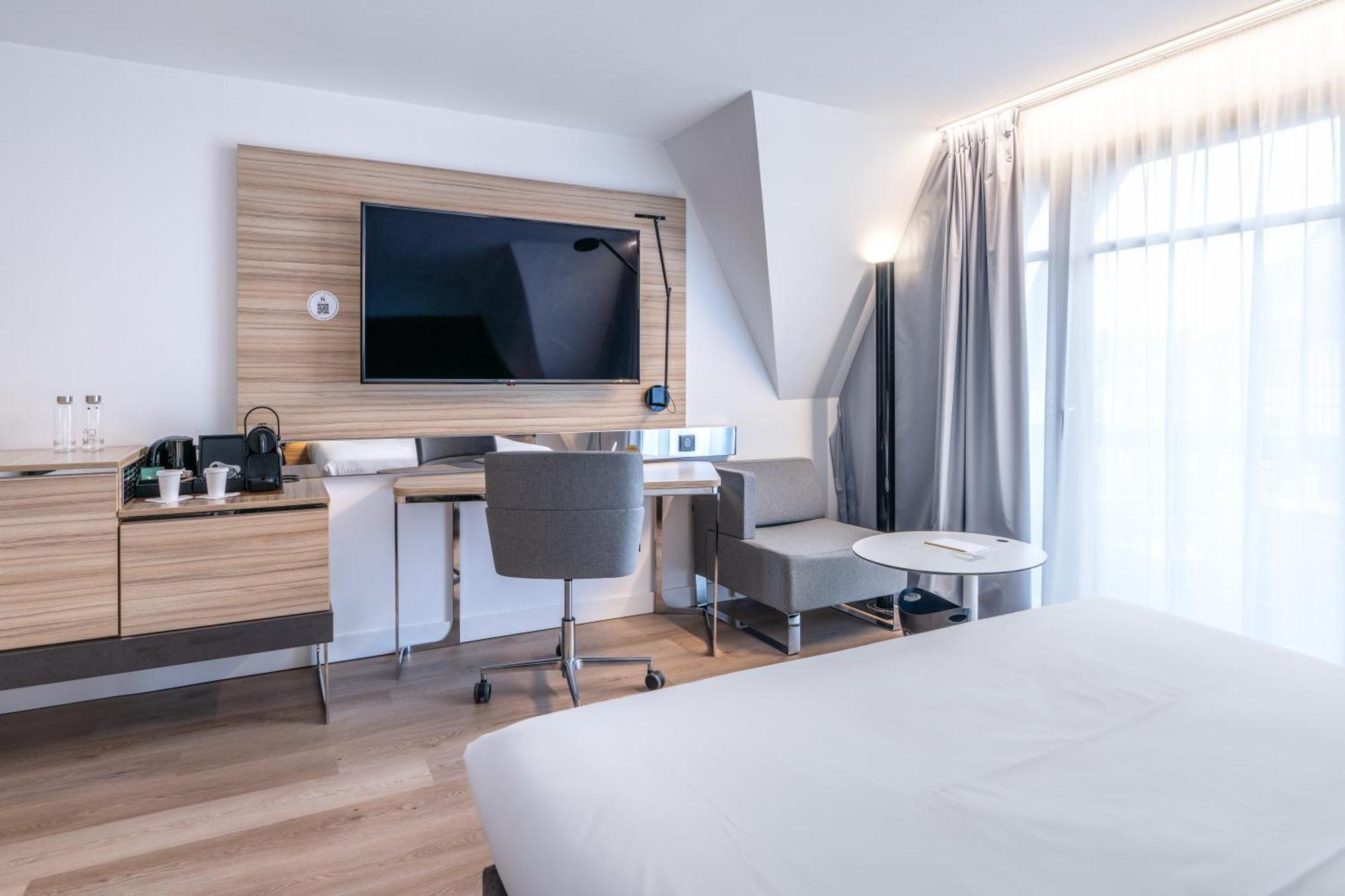 Novotel Deauville Plage Exterior foto
