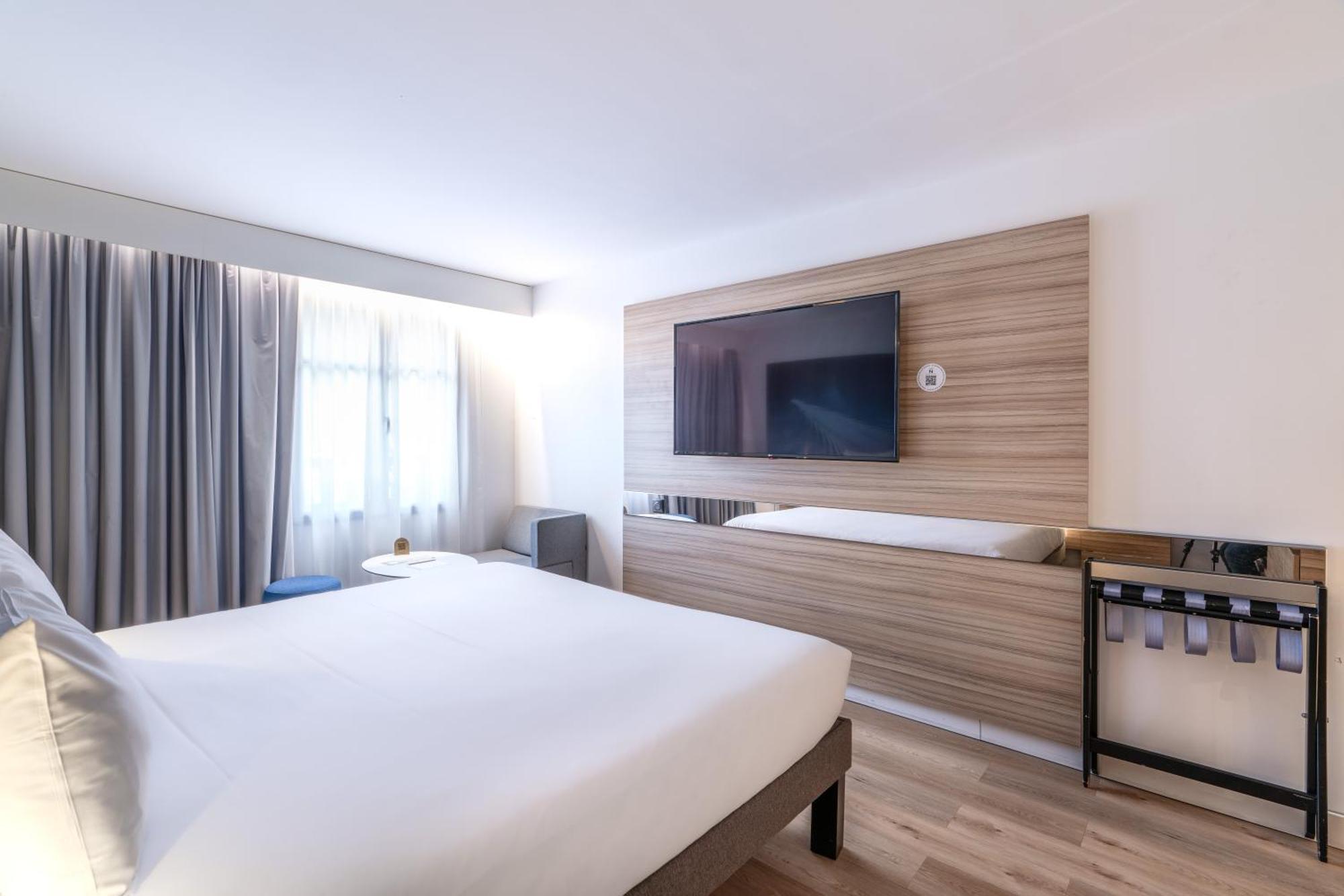 Novotel Deauville Plage Exterior foto