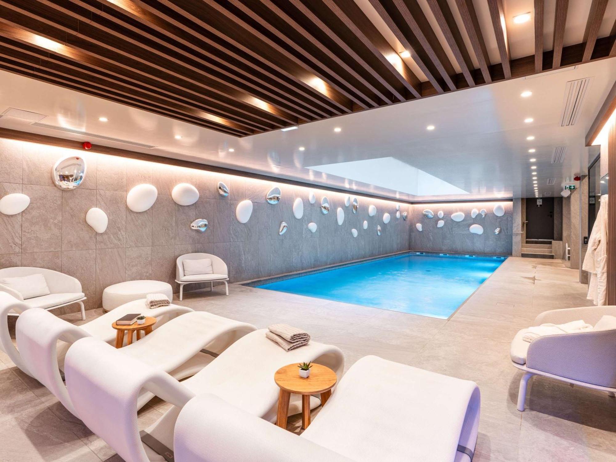 Novotel Deauville Plage Exterior foto